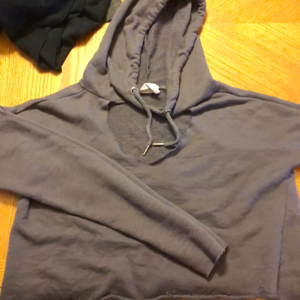 Cropped Hoodie